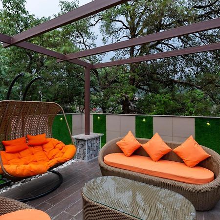 Hotel La Eden Mussoorie Buitenkant foto